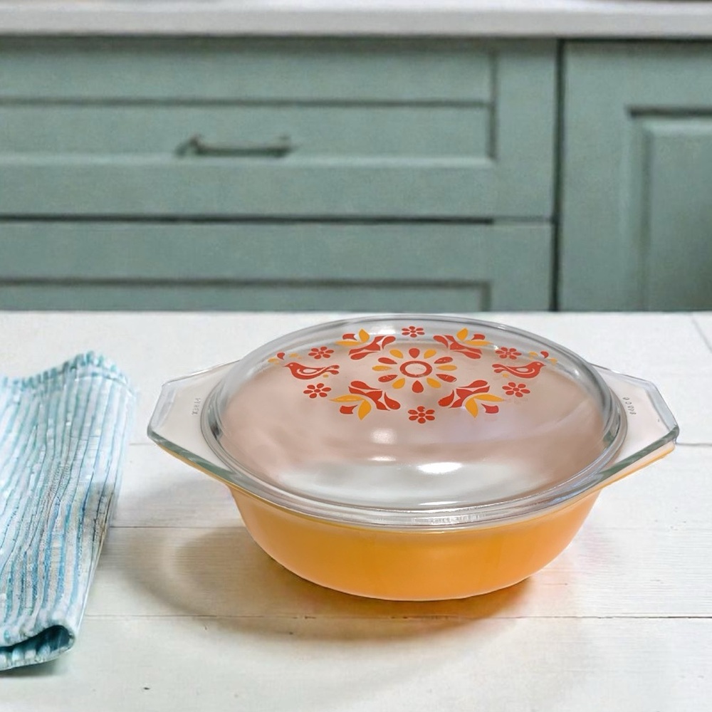 Vintage 70’s Pyrex Friendship Orange 1 Qt. Casserole Dish #043 With Lid